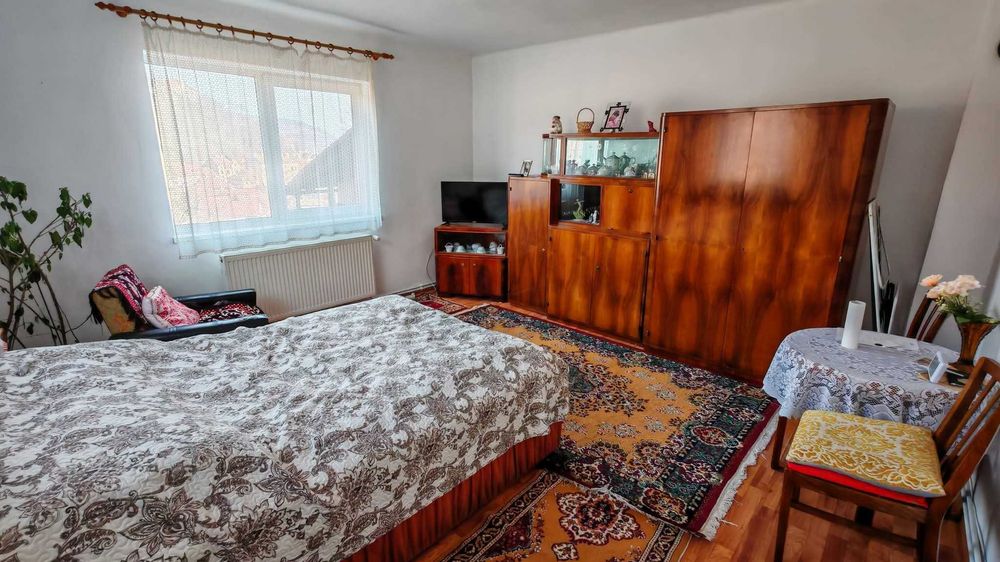 Casă de vânzare în Sighișoara, vedere directă spre Biserica din Deal