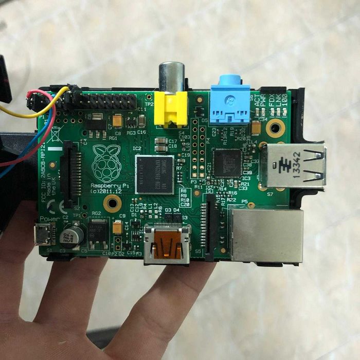 Цялостно Оборудване за Дата Център / Сървърно Помещение (Plug & Play)