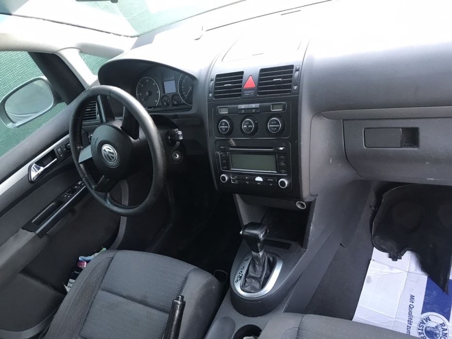 Фолксваген туаран/Volkswagen touran 2.0tdi Автоматик 140к.с НА ЧАСТИ