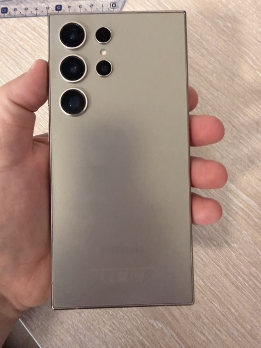 Продам Samsung s24 ultra 512 гб