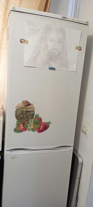Продам Холодильник