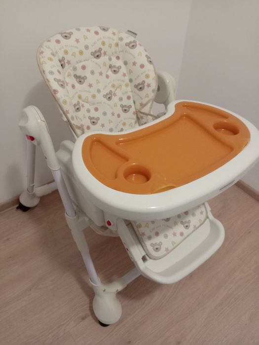Scaun de masa bebe