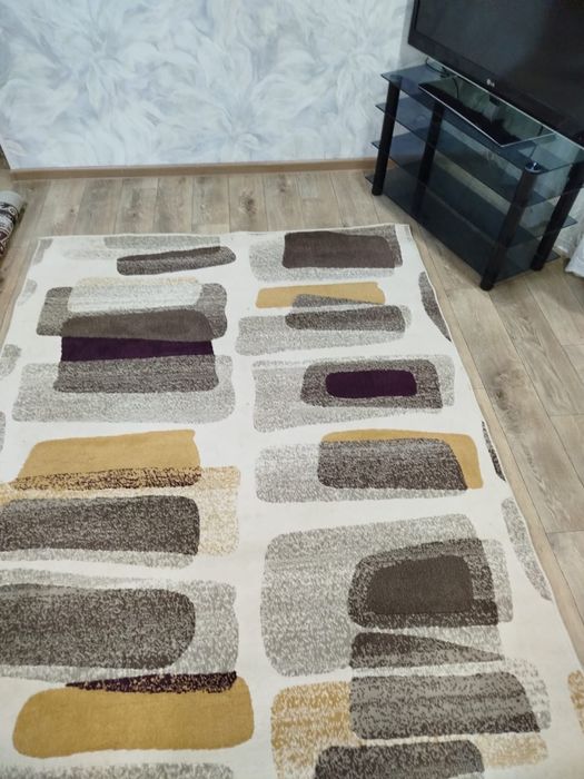 Ковер продается 2 шт