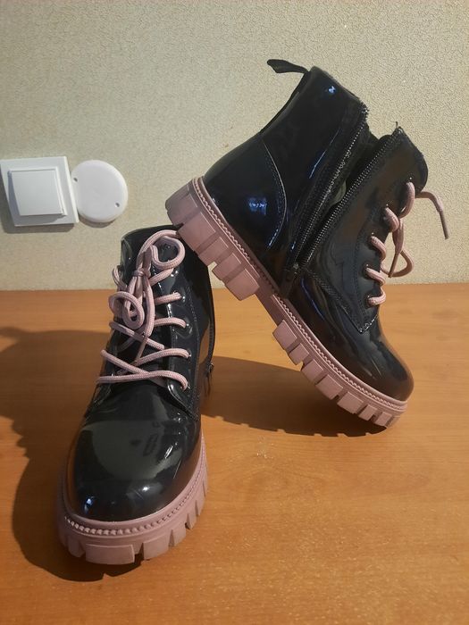 Ботинки для девочки