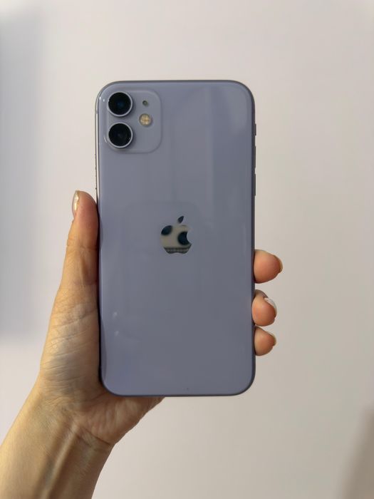 iPhone 11 смартфон