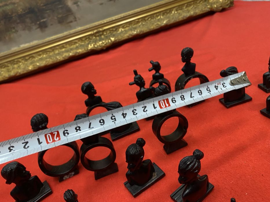 Африкански абаносови пръстени и поставки Кения 1920