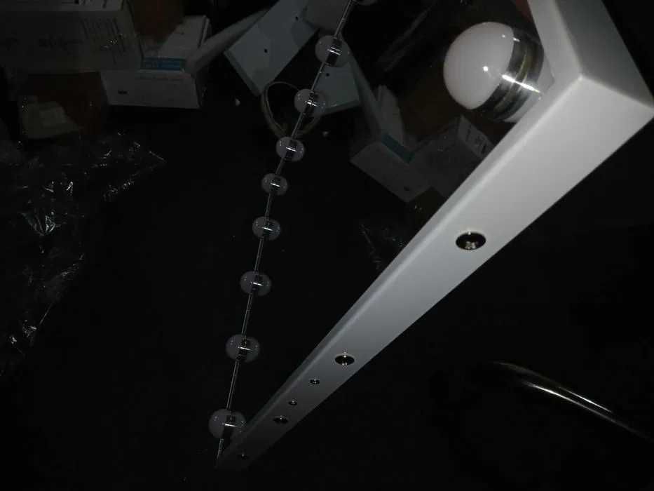 Oglinda machiaj Hansong 56 x 46 cm cu lupa 10X si USB