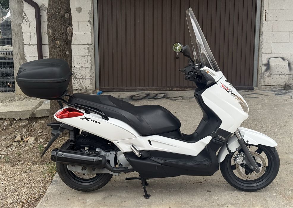 Yamaha Xmax 125