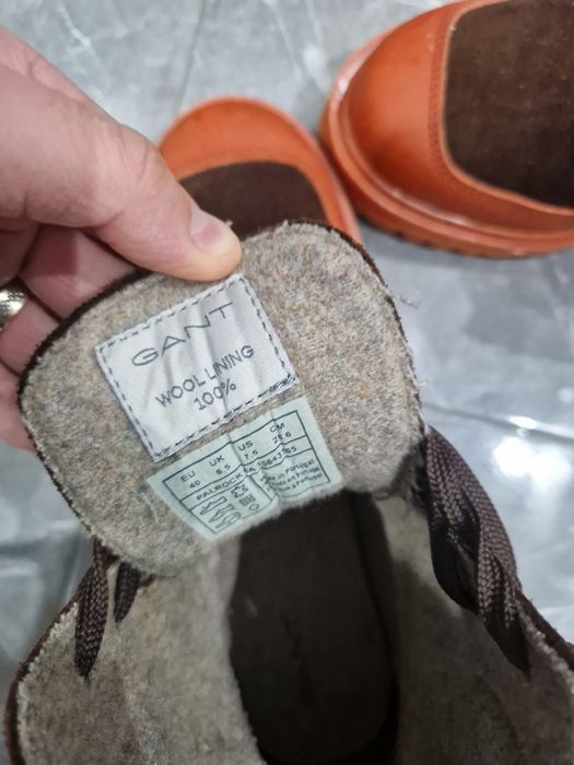 Încălțăminte second hand