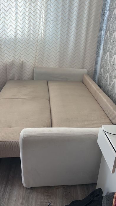 Отдам диван бесплатно в нормальном состоянии