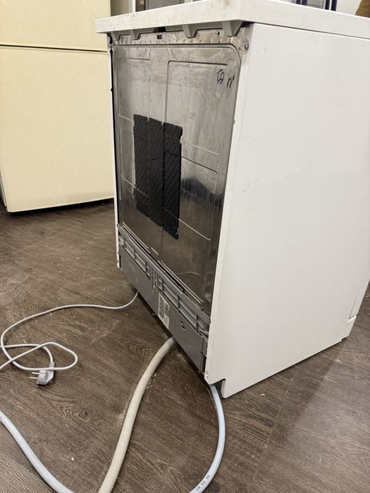 Посудомоечаня машина Bosch