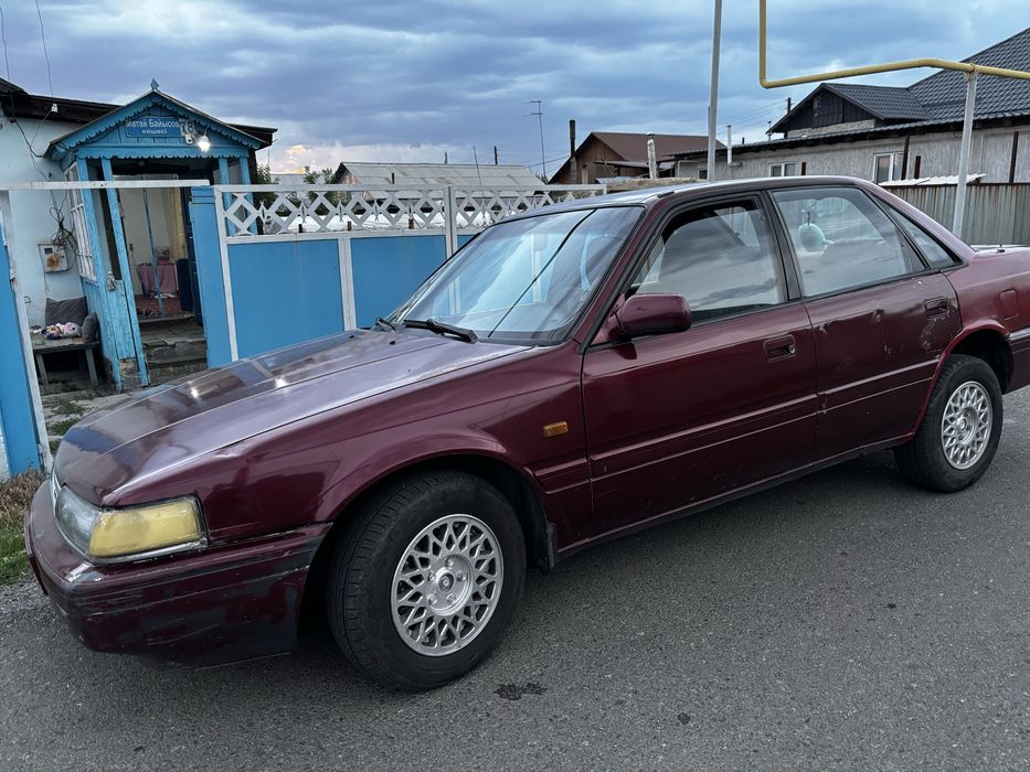 Продам машину мазда 626