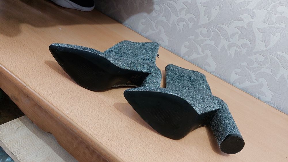 Сапожки нарядные