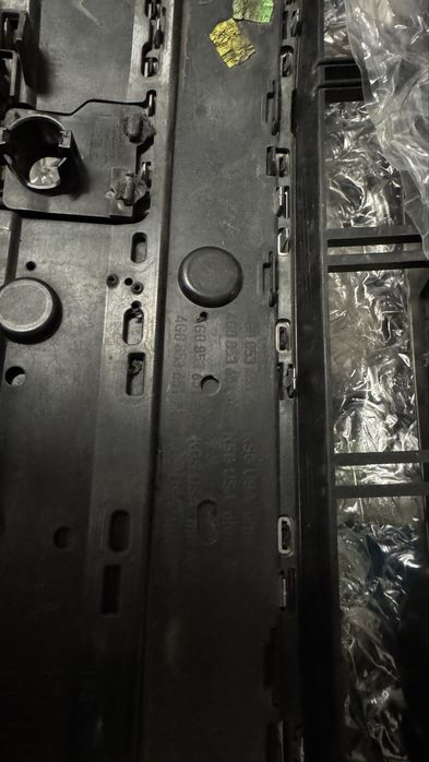 Предна централна решетка за Ауди S6 C7 face