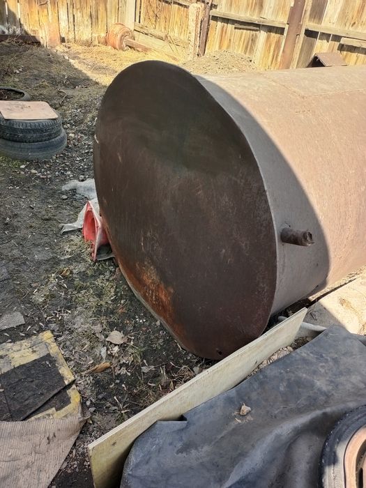 Продам емкость для воды