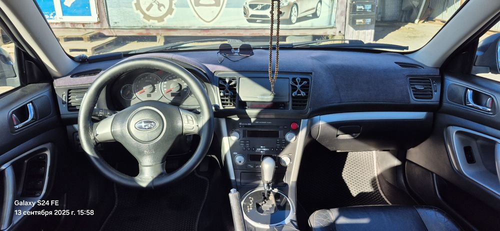 Продам машину Субару Аутбек