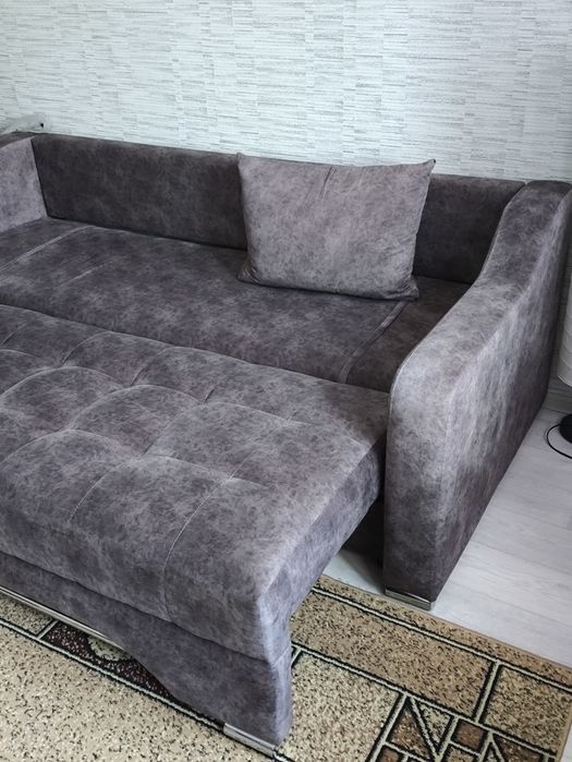 Продается раскладной диван