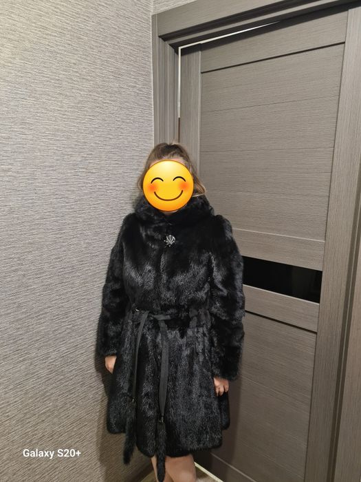 Продам Норковую шубу