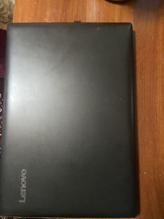 Lenovo i3 7-avlod 12GB RAM 1TB + 128SSD