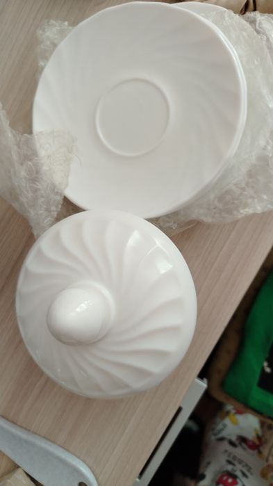 Продам чайный новый сервиз