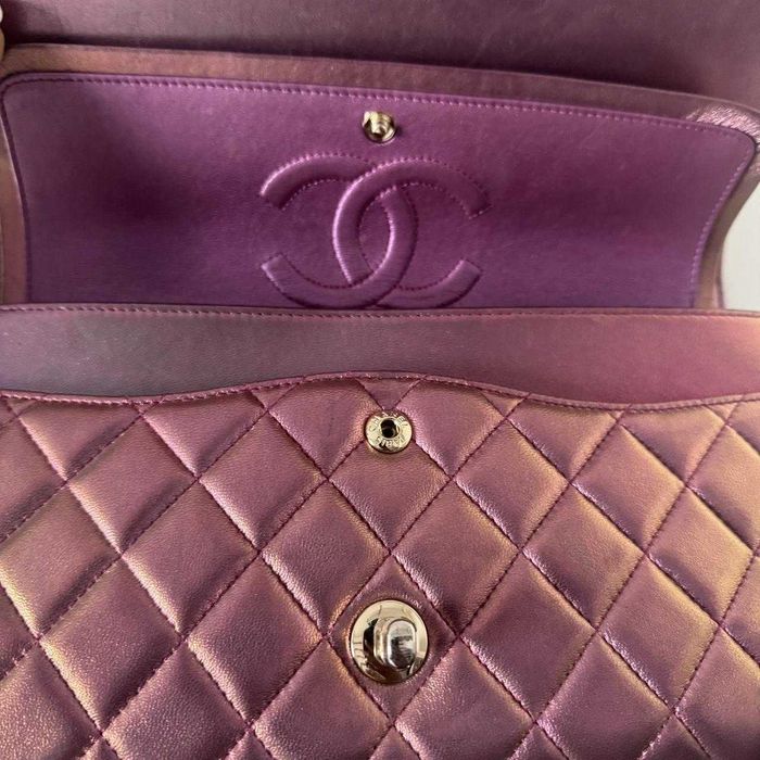 Geantă Chanel din Piele Mov, Poseta Chanel din Piele Granulată