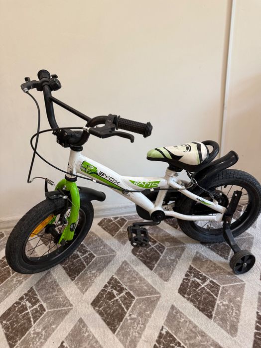 Продавам детско колело Byox 14”