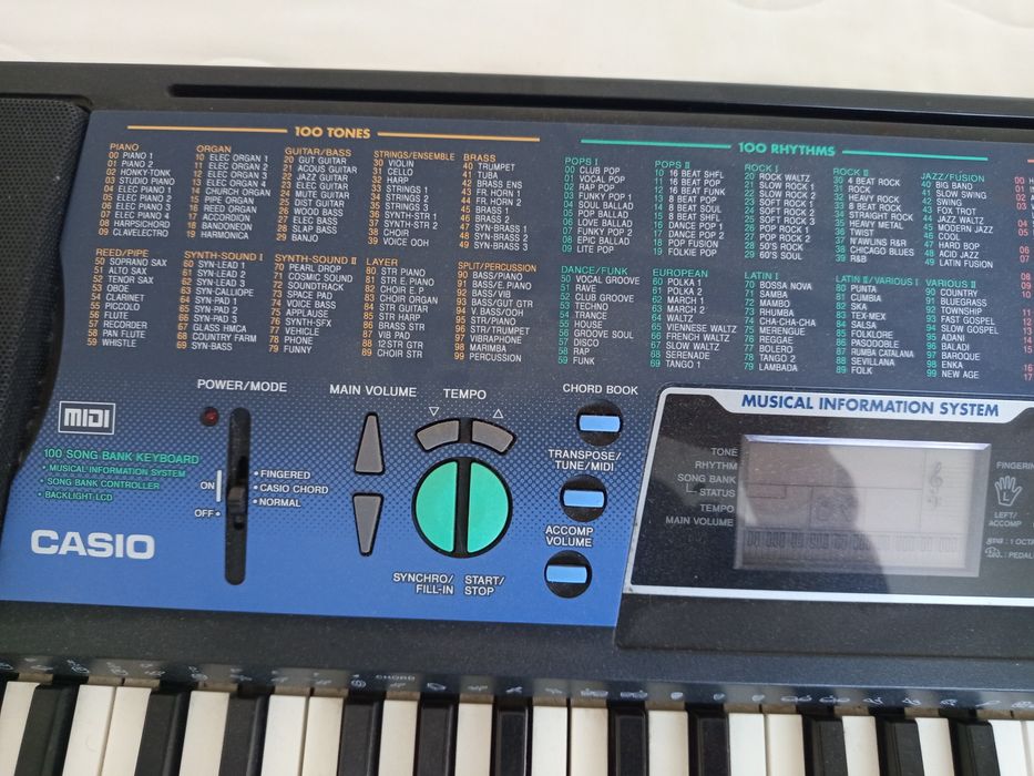 Синтезатор Касио