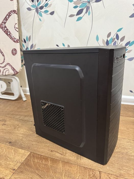 Корпус ПК черный