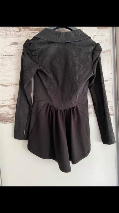 Нов блейзър MONRO xs/s