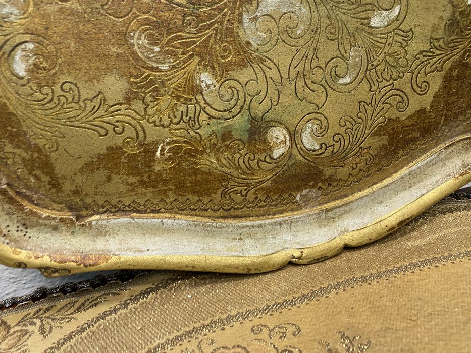 Италиански поднос с позлата от дърво