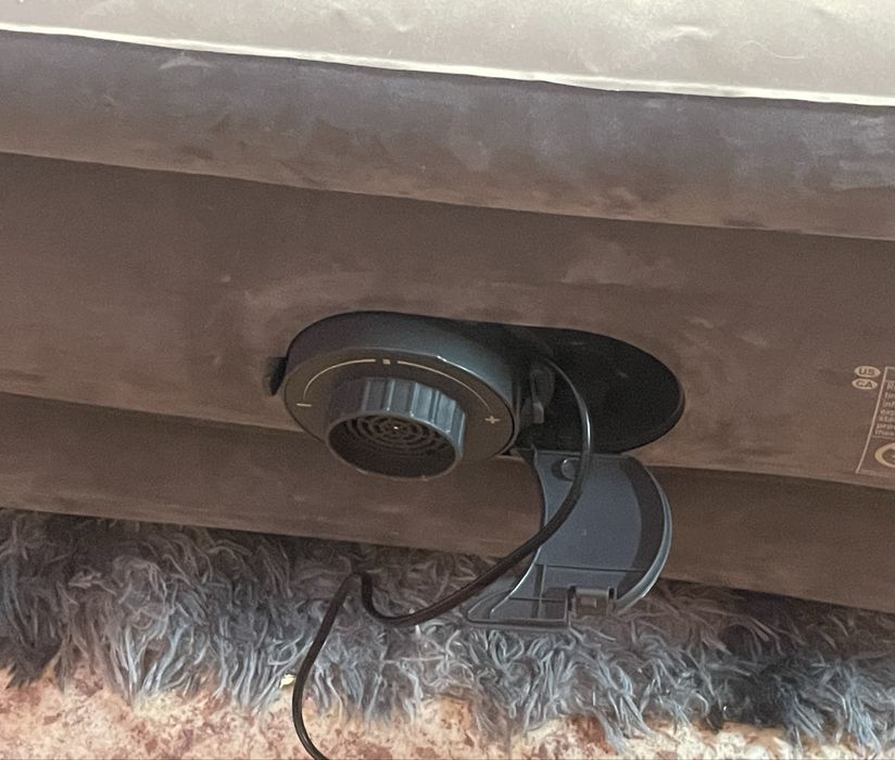 Двухспальная надувная кровать