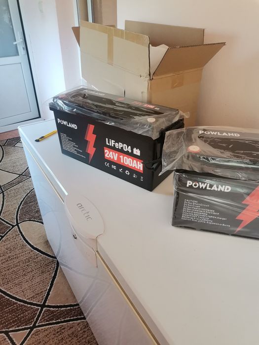Baterie 24V 100Ah 2.5kw Litiu fier fosfat LifePo4 BMS sistem fotovolta