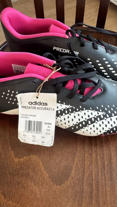 Бутсы футбольные