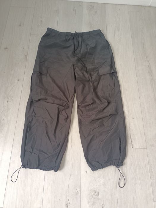 Брюки, кофты, футболки, шорты         .