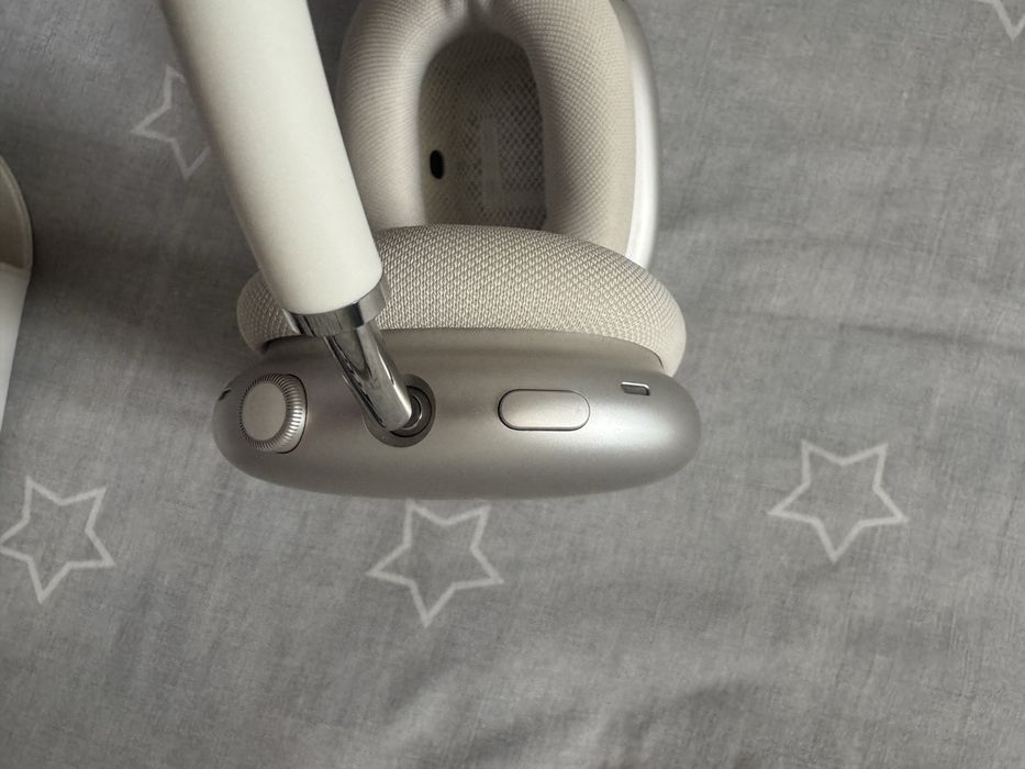 AirPods Max 2 generation