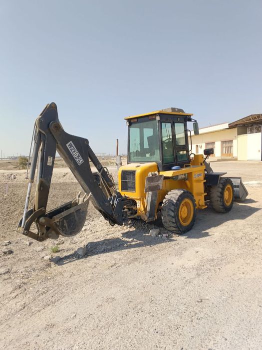 Экскаватор-погрузчик сотилади.