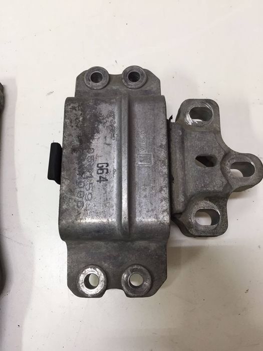 Tampon suport antibalans motor cutie automata DSG Passat B6 Golf 5 A3