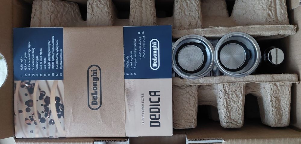 Нова Кафемашина DeLongi  EC685.BK