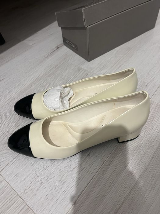 Новые туфли charles and keith