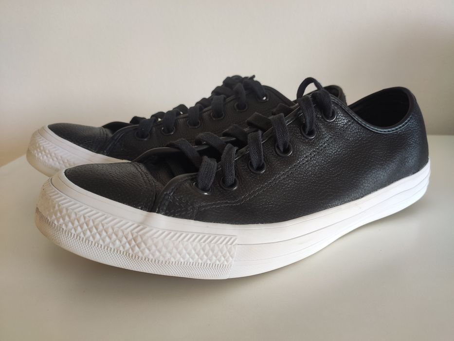 Pantofi Converse Chuck Taylor Modern Leather Ox piele neagră măr. 41.5