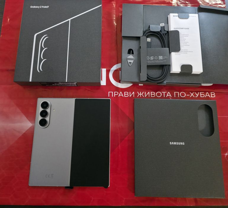 КАТО НОВ 256GB Samsung Fold 7 Гаранция Технополис 2027 Silver | Сив