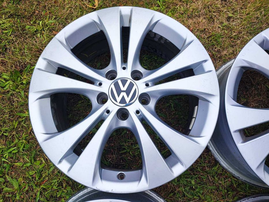 VW/Фолксваген - 17 цола 5x112; 4 бр. лети джанти