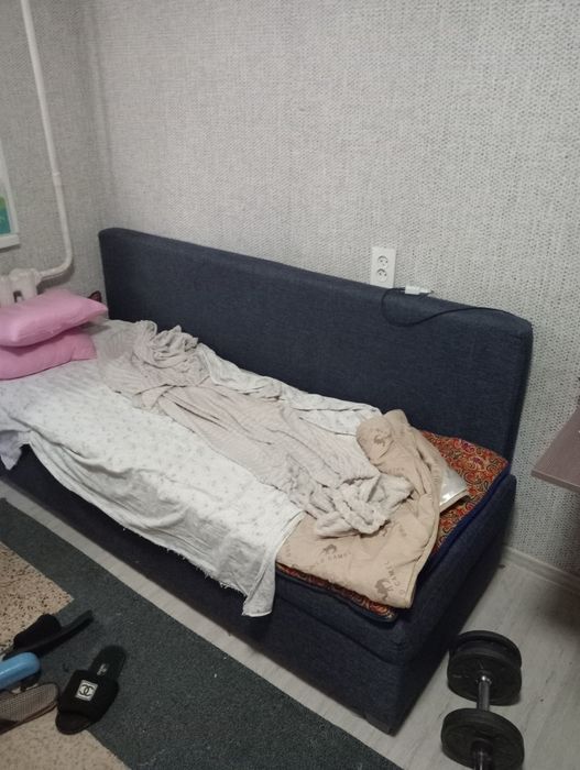 Холодильник.стиралка шкаф .диван срочно продам