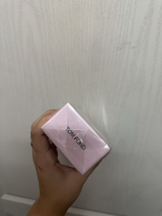 Tom ford rose prick
