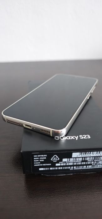 Samsung Galaxy S23 256/8GB