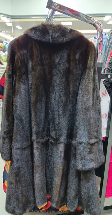 Продам норковою шубу