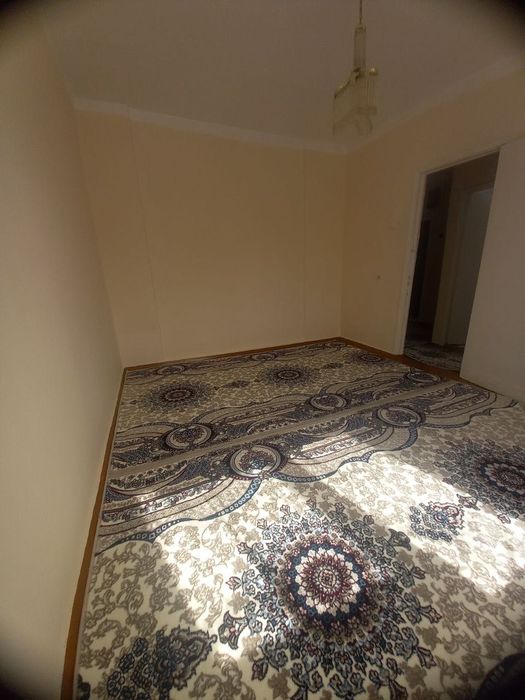 Продам 2 переделанная в трех 77 серия микрорайон