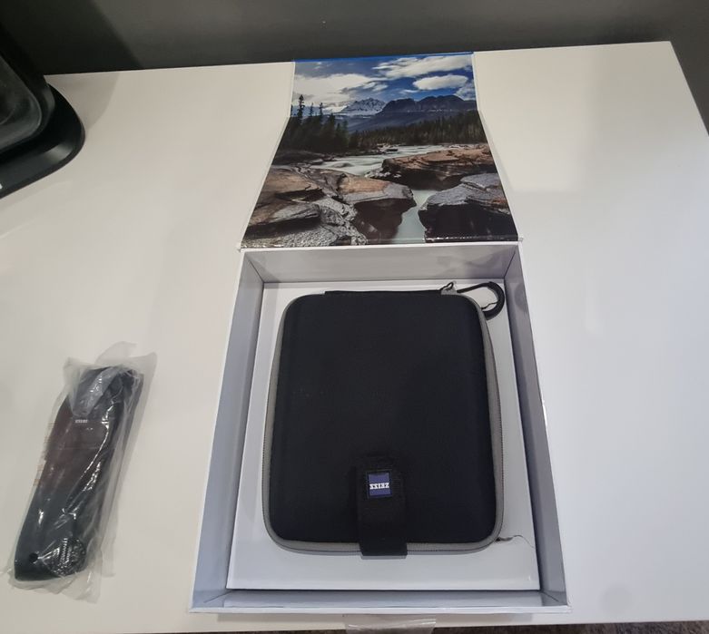 Vand binoclu Zeiss Terra ED 10X42 NOU