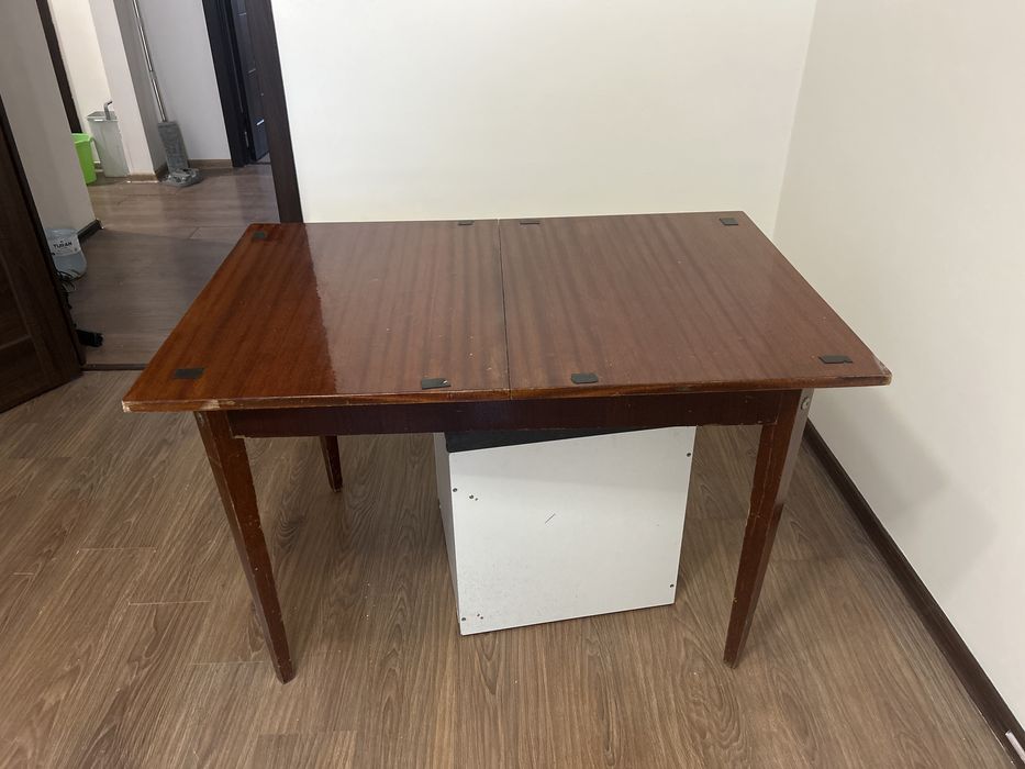 Стол раздвижной советский