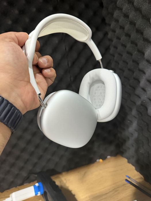 Air Pods Max Gen 1